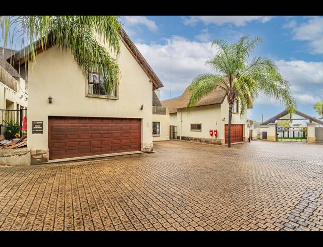 3 BEDROOM TOWNHOUSE FOR SALE IN CRAIGAVON